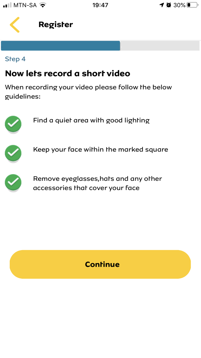 MoMo registration step 4: record a short verification video, with on-screen guidelines
